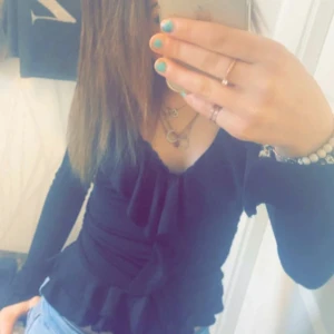 Svart blus ❤️ - Superfin blus !storlek xs :) 