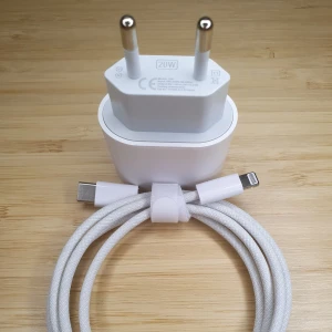 Z50 Lightning Quick Charging Set, 20W Charger and 33W 1m Lightning Cable - Z50 Lightning Quick Charging Set, 20W Charger and 33W 1m Lightning Cable