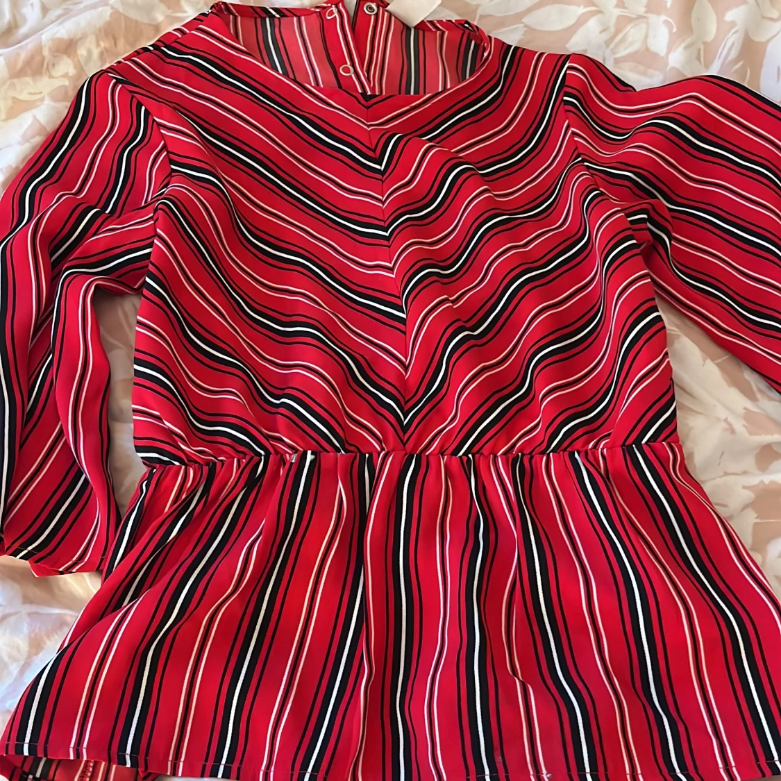 Röd randig blus från Lindex