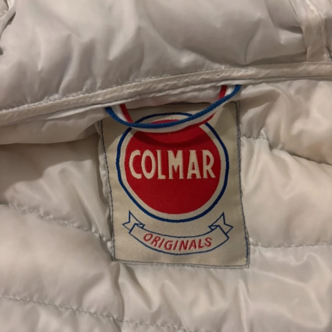 Ljusgrå/ljusblå dunjacka från Colmar - 4