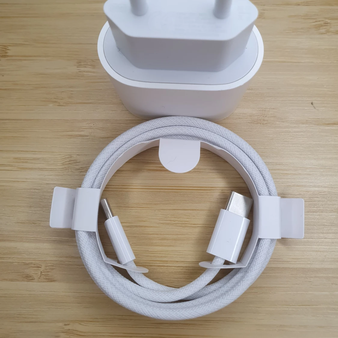 XTW Type-C Quick Charging Set, 30W Charger and 60W 1m Type-C Cable