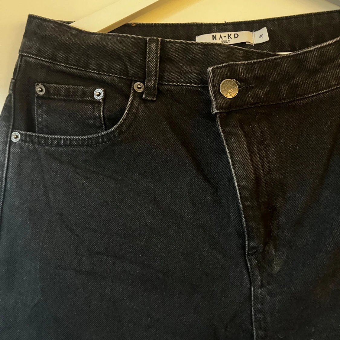 Svarta jeans från NA-KD - 1