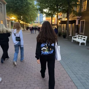 Biggie Smalls hoodie - Vanlig svart hoodie med tryck där bak