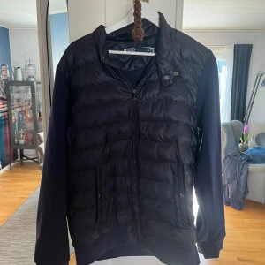 Polo Ralph lauren cardigan - Blå cardigan från Ralph lauren, väldigt bra skick