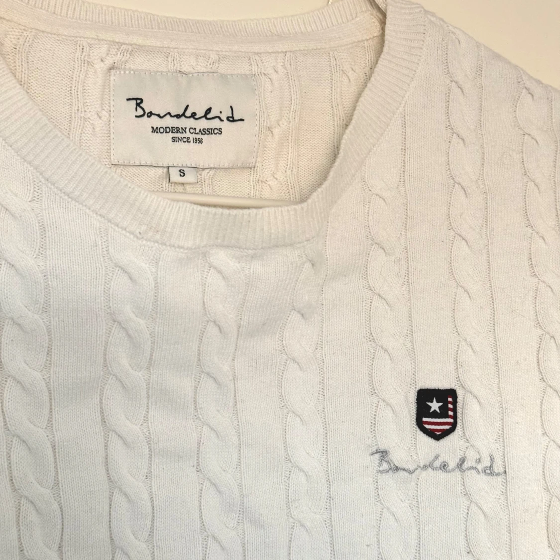 Vit kabelstickad tröja från Bondelid - 2