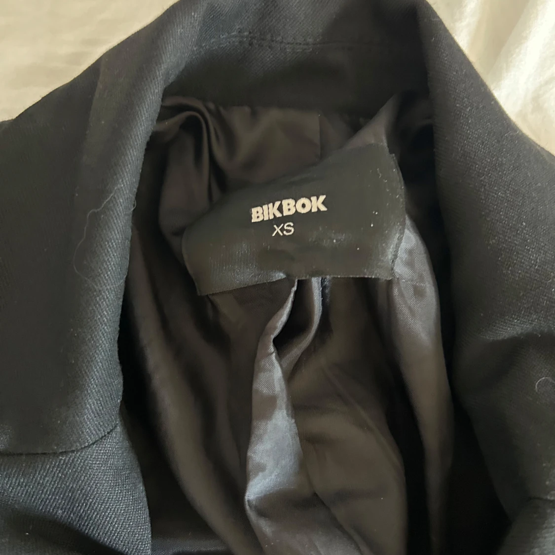 Svart kavaj kappa - 1