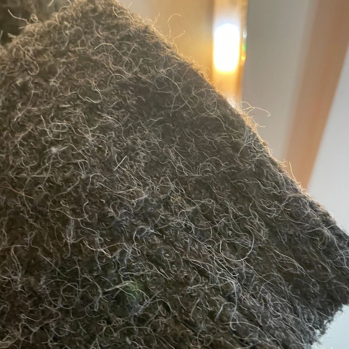 Mörkgrå stickad tröja från Vero Moda - 1