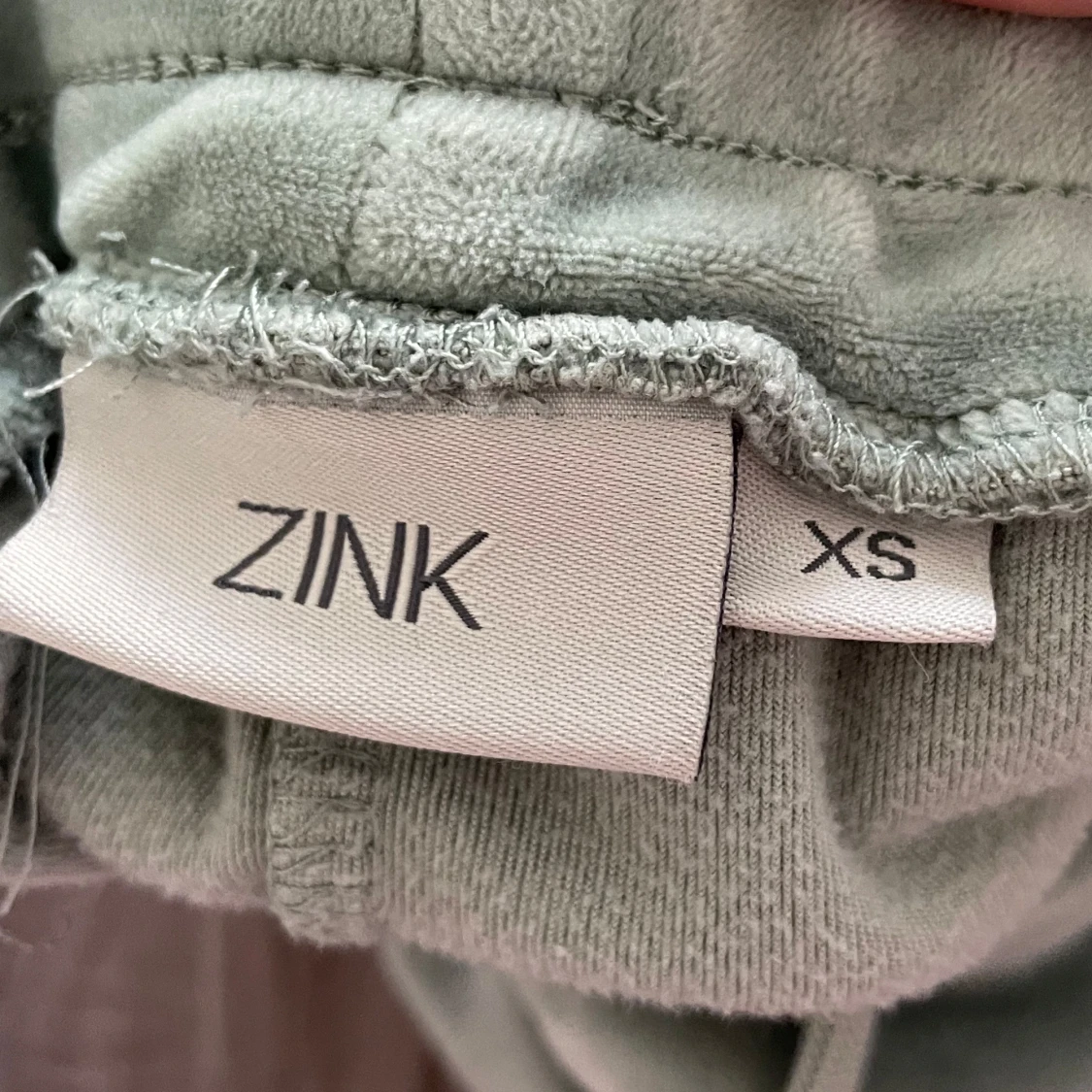Gröna mjukisbyxor från Zink - 2