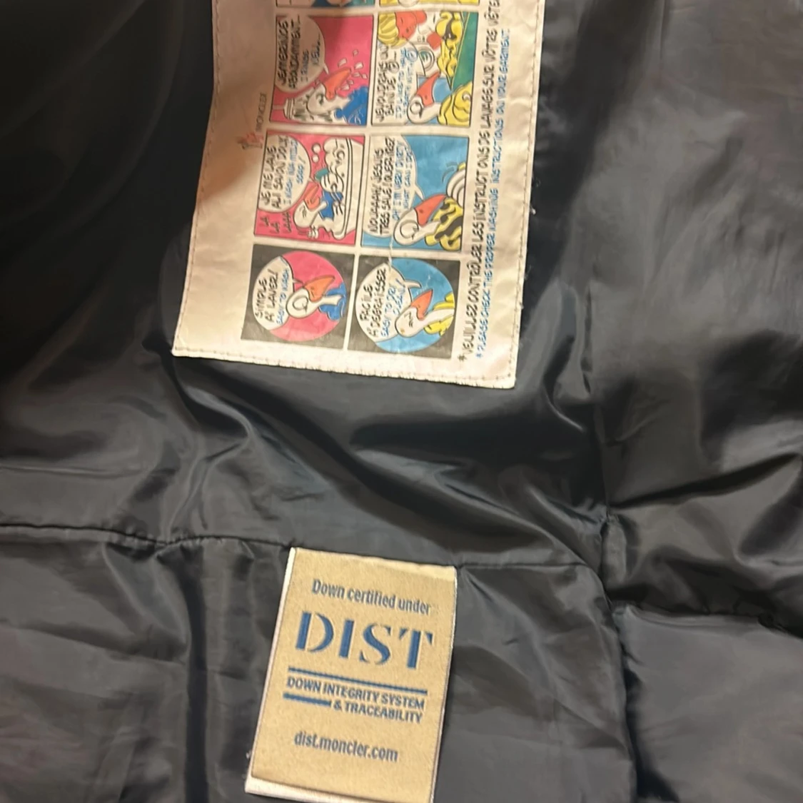 Svart dunväst från Moncler - 2