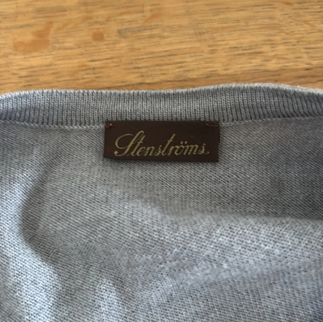 Grå stickad tröja från Stenströms - 1