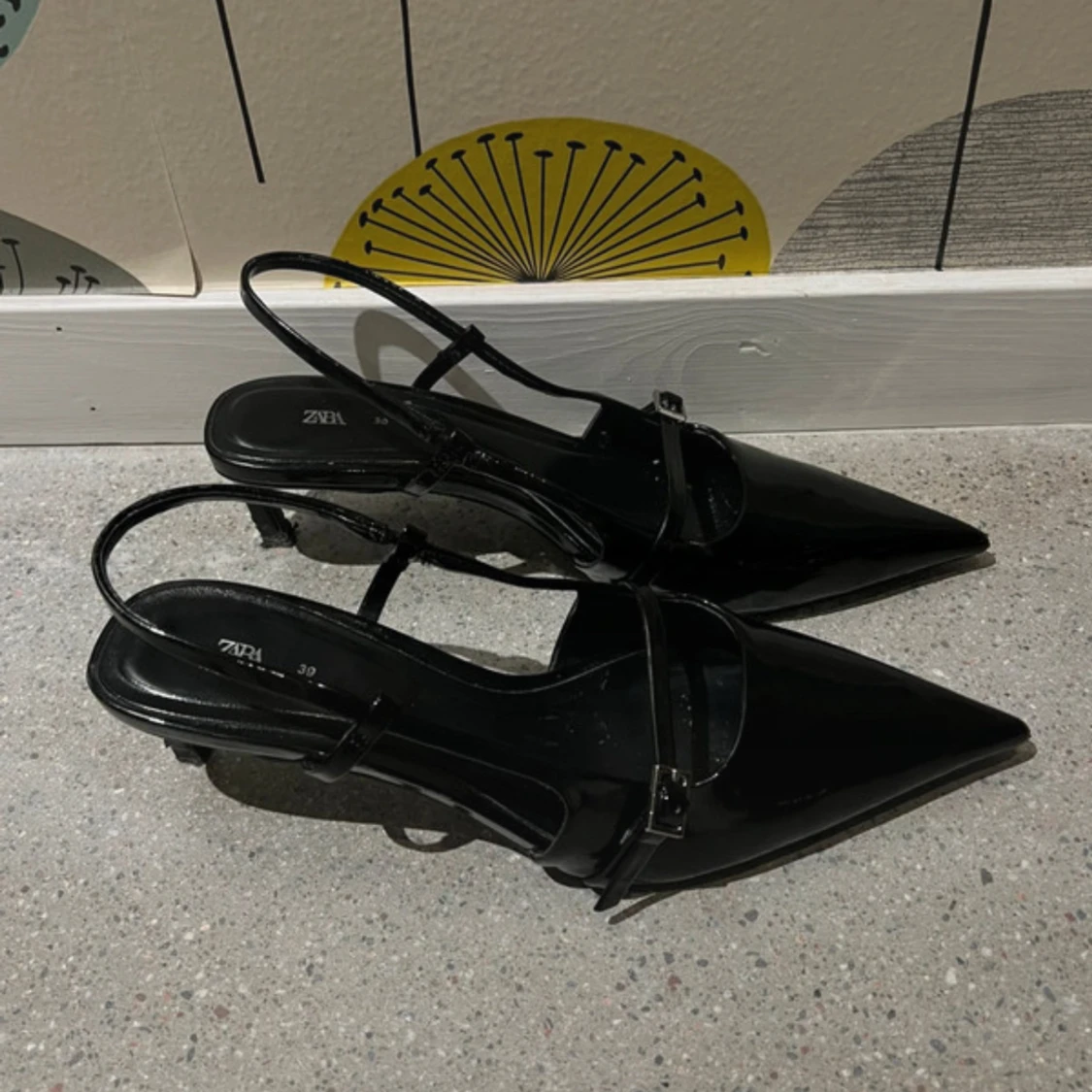 spetsiga kittenheels