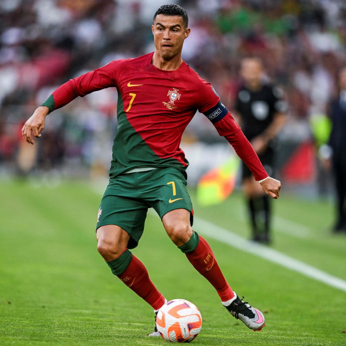 Cristiano Ronaldo Nike Portugal Home Jersey Euro 2024  - 1