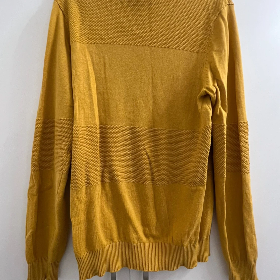 Gul tröja från Guess - 3