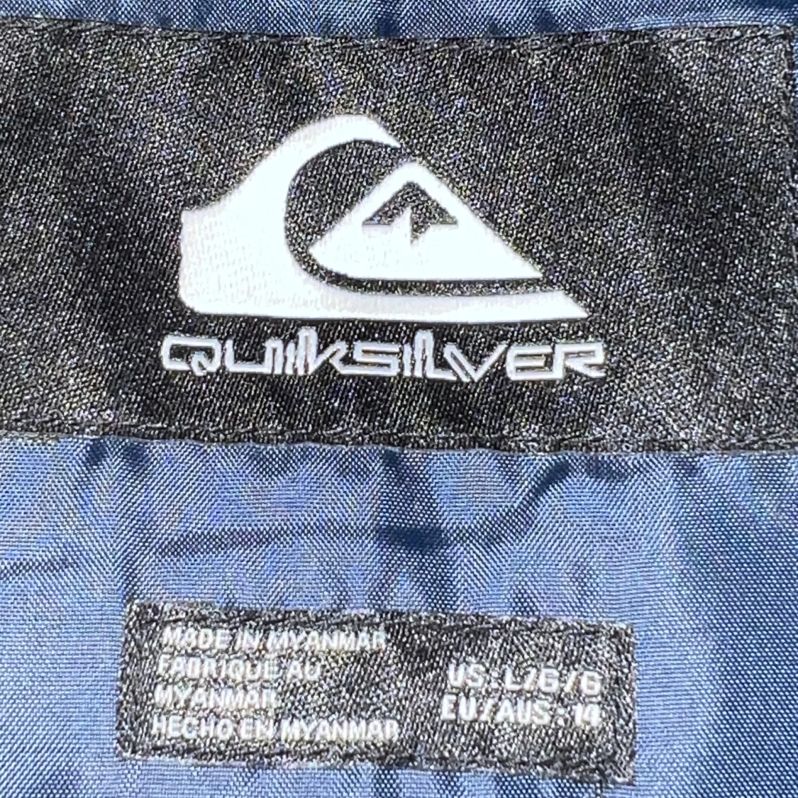 Grön quiltad jacka från Quiksilver - 2