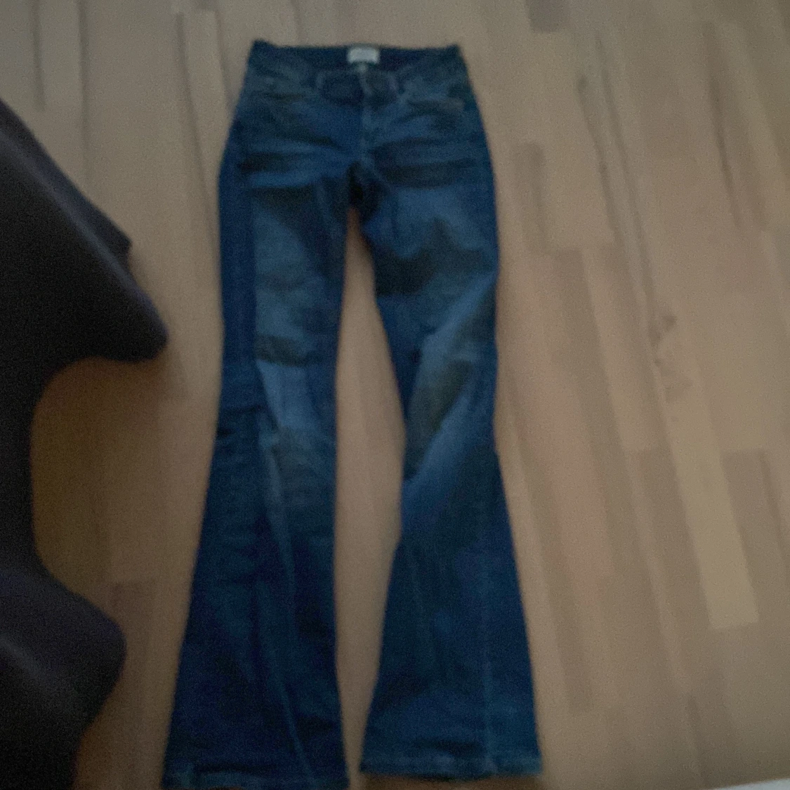 Blå bootcut jeans - 2