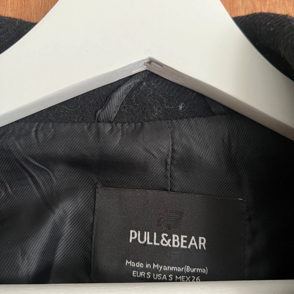 Svart kappa från Pull&Bear - 2