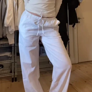 Linnebyxor  - Lågmidjade linnebyxor i nyskick, även i premium kvalité🤩🤩