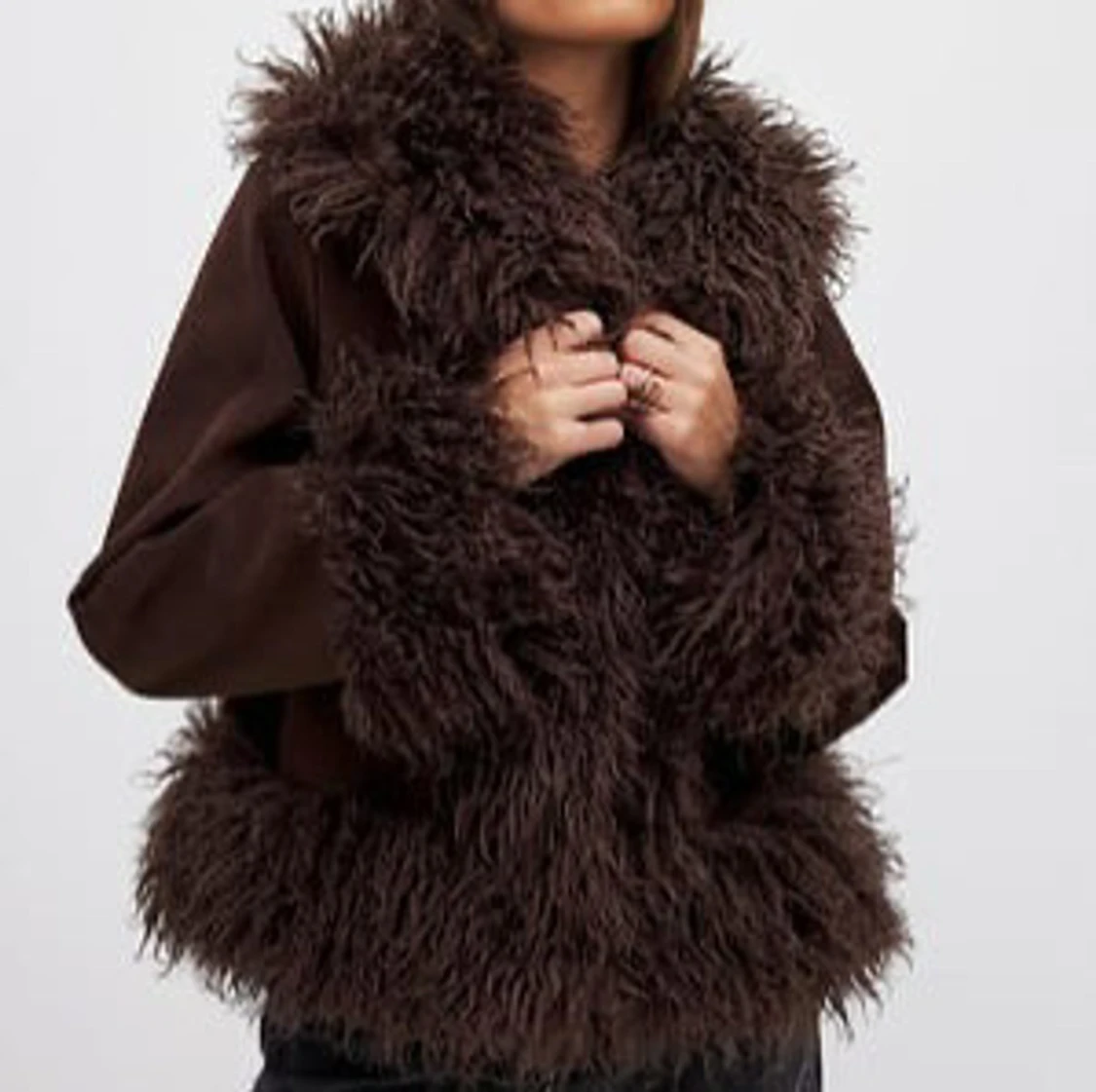 Brun mockajacka med pälsdetaljer - 1