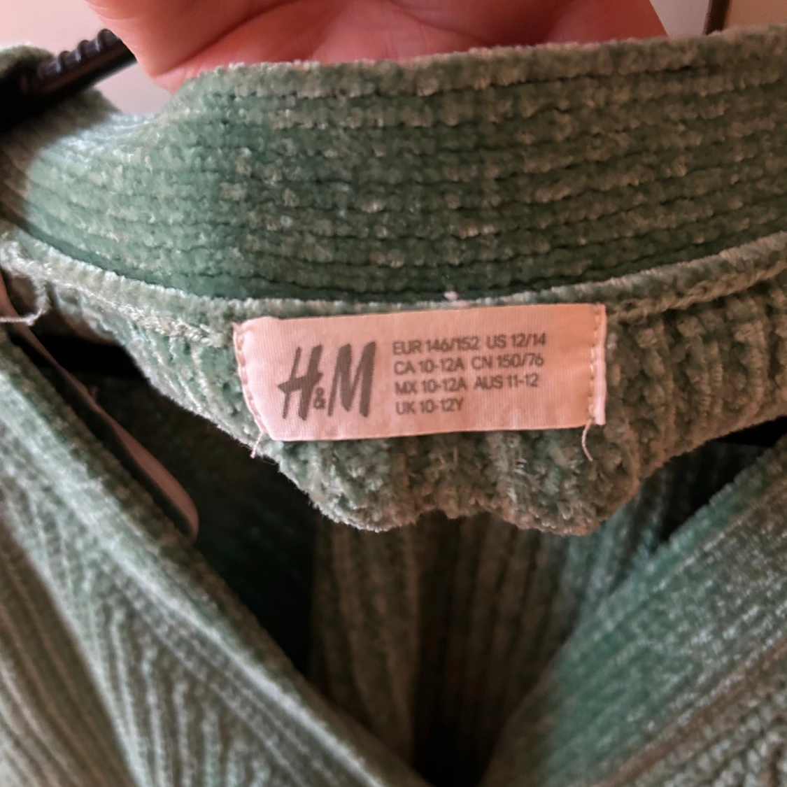 Grön stickad kofta från H&M - 2