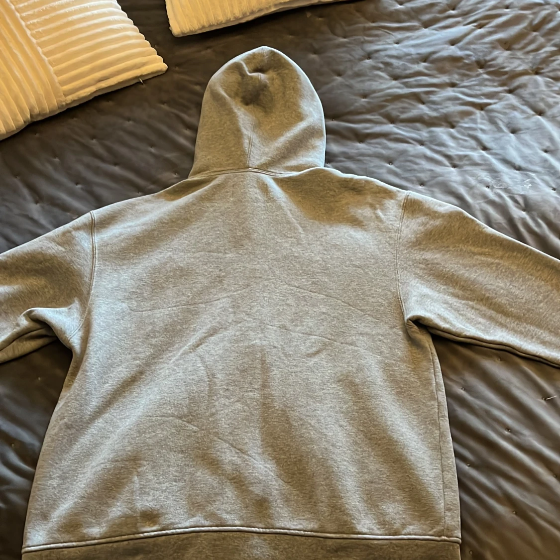 Grå hoodie från Jordan - 2