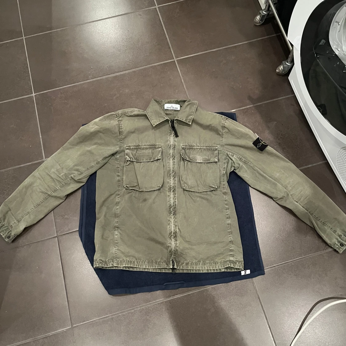 Grön overshirt från Stone Island