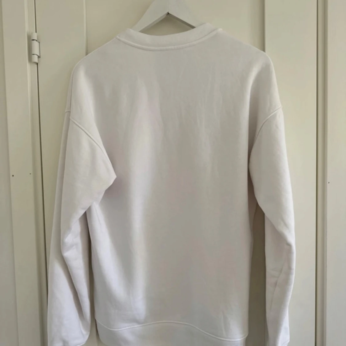 Vit Moschino sweatshirt med björntryck - 1