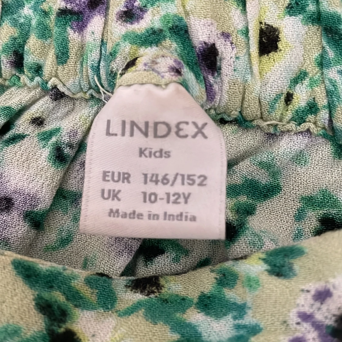 Blommig långkjol från Lindex - 3