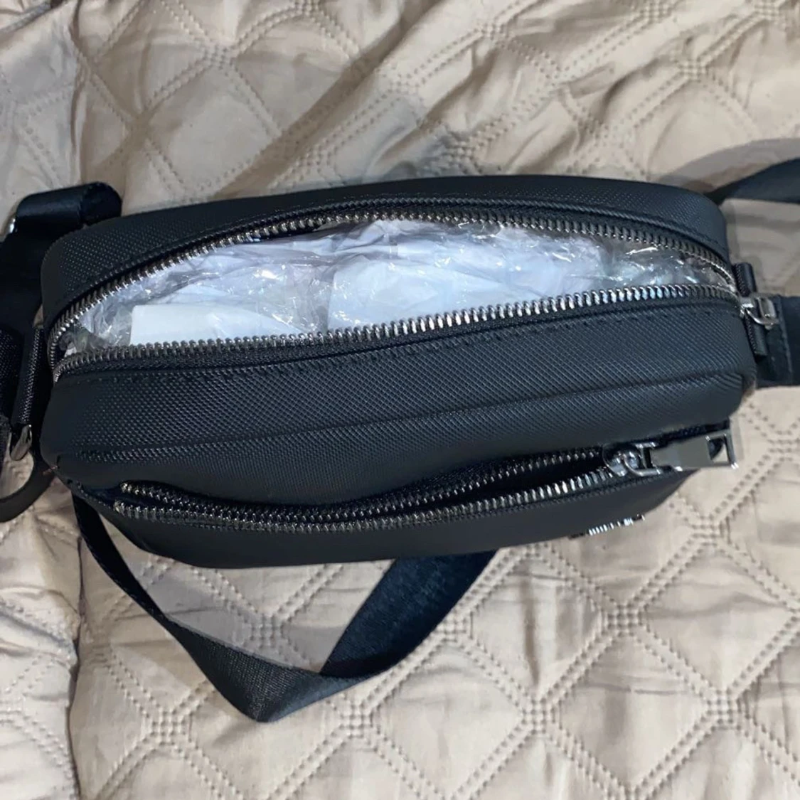 Svart axelväska från Lacoste - 3