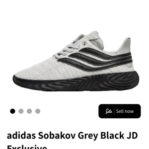 adidas Sobakov Grey Black - Mycket bra skick, nypris ca 1100kr, storlek 39 1/3, säljer för endast 499.