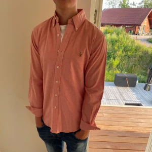 Polo Ralph lauren skjorta  - Säljer nu denna Polo Ralph lauren skjorta, skriv för fler bilder/frågor🙌🏼