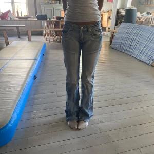 Blå bootcut jeans Jump & Fish - Nyskick, storlek 38💕