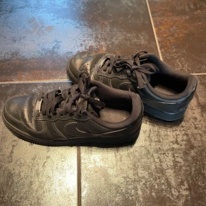 Svarta af1 - chill skor