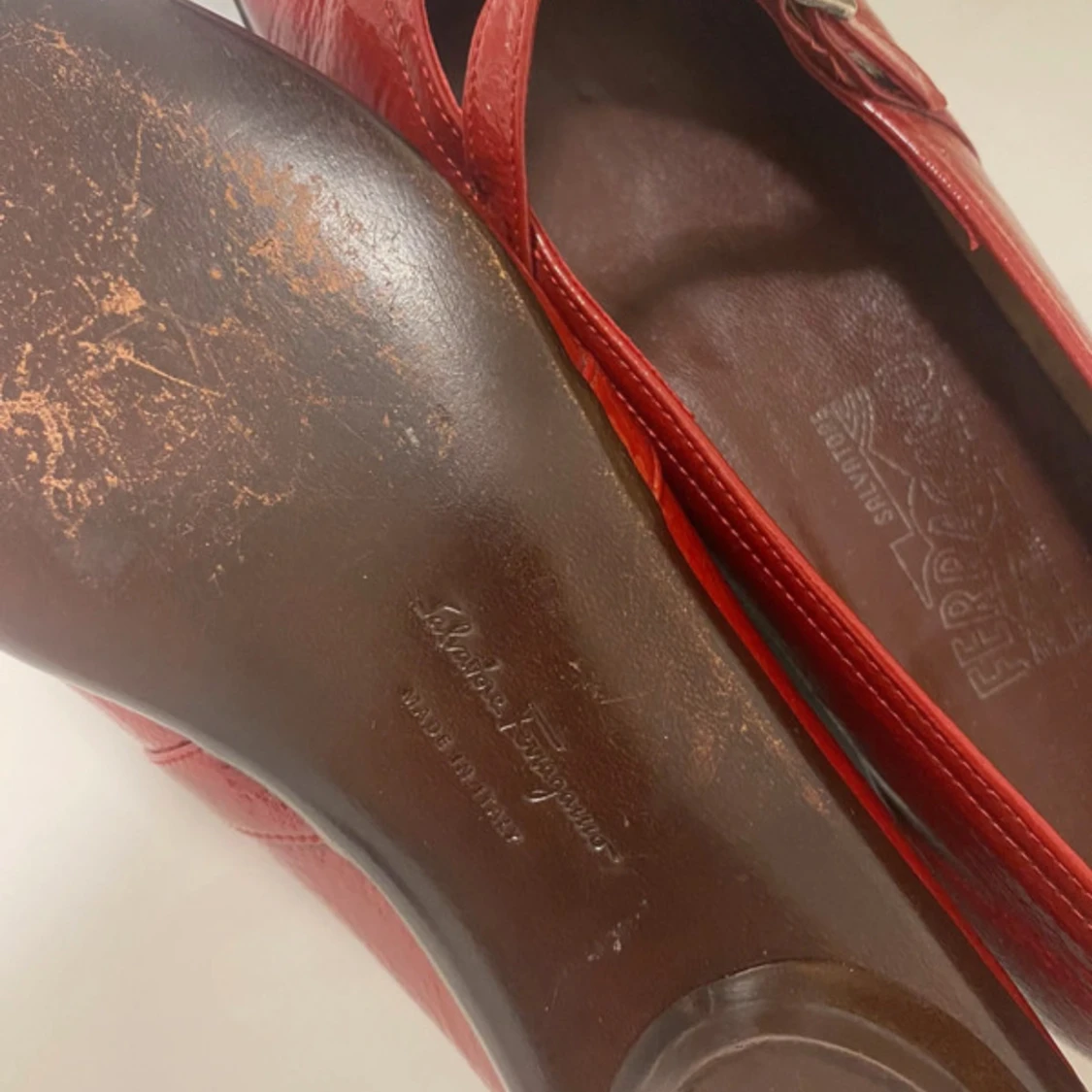 Röda ballerinaskor från Salvatore Ferragamo - 3