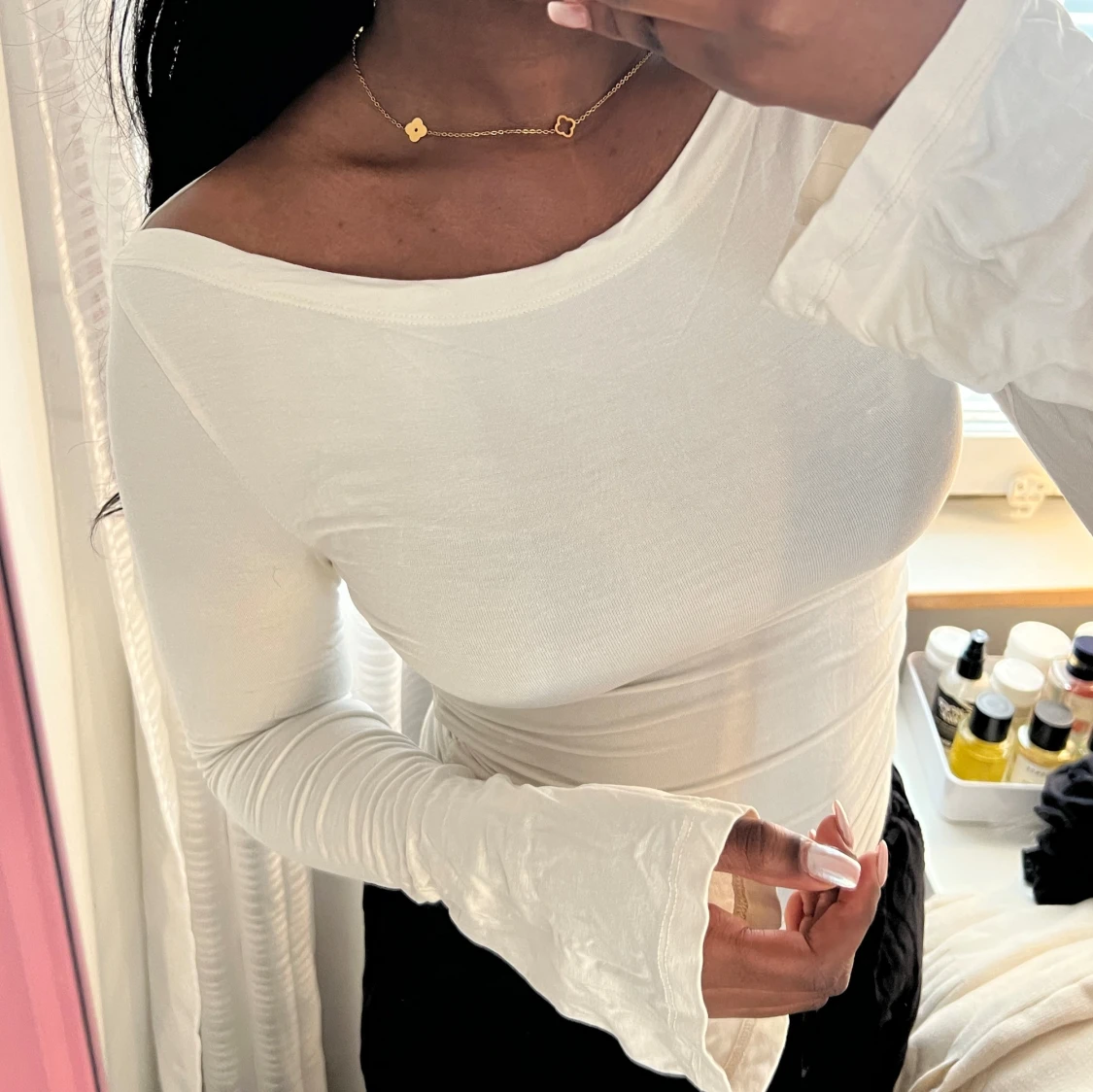 Vit långärmad offshoulder topp - 1