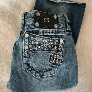 Miss me - Miss me jeans i storlek 24 som jag säljer vidare då de tyvärr för för små för mig 😑