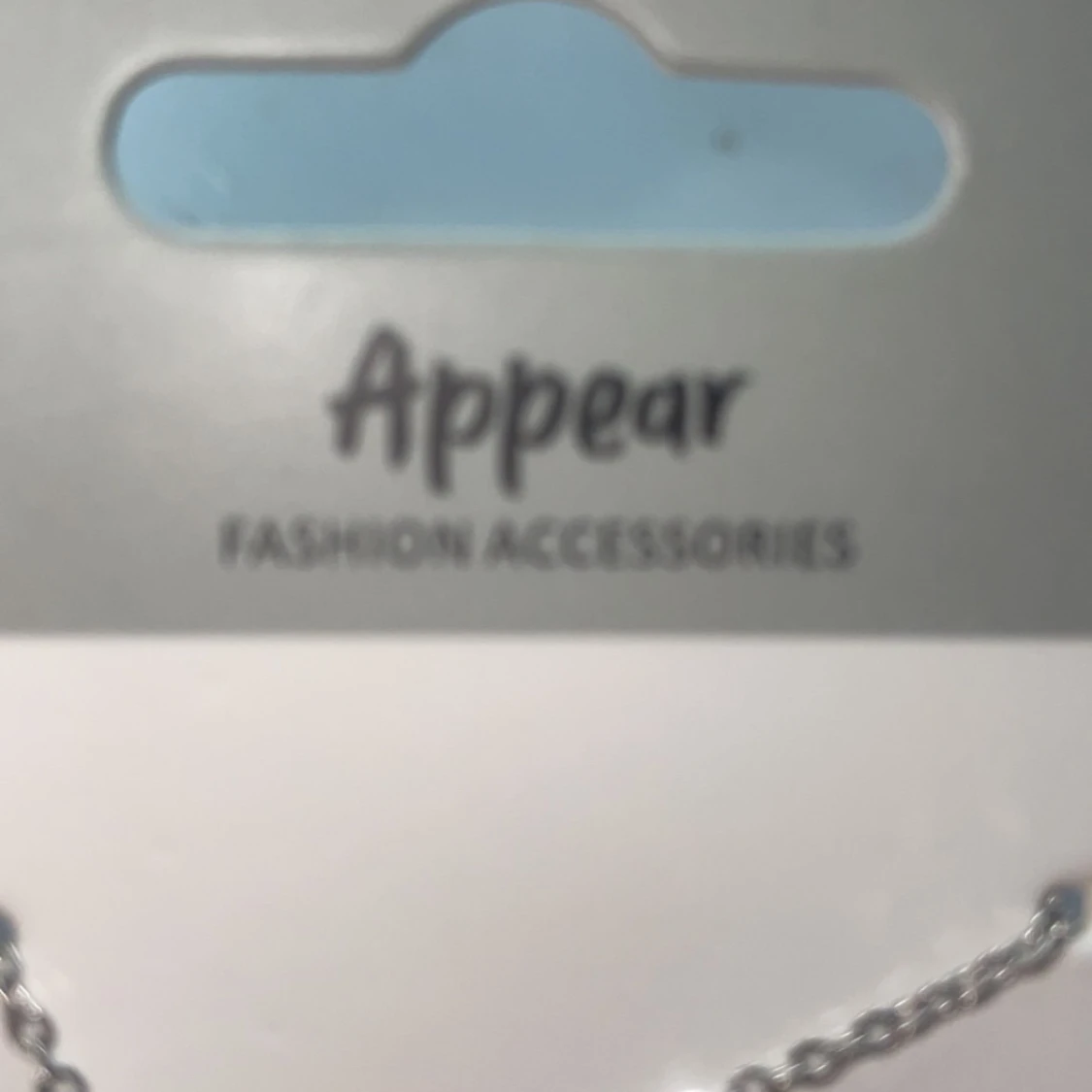 Silverfärgat halsband med stjärnhänge - 2