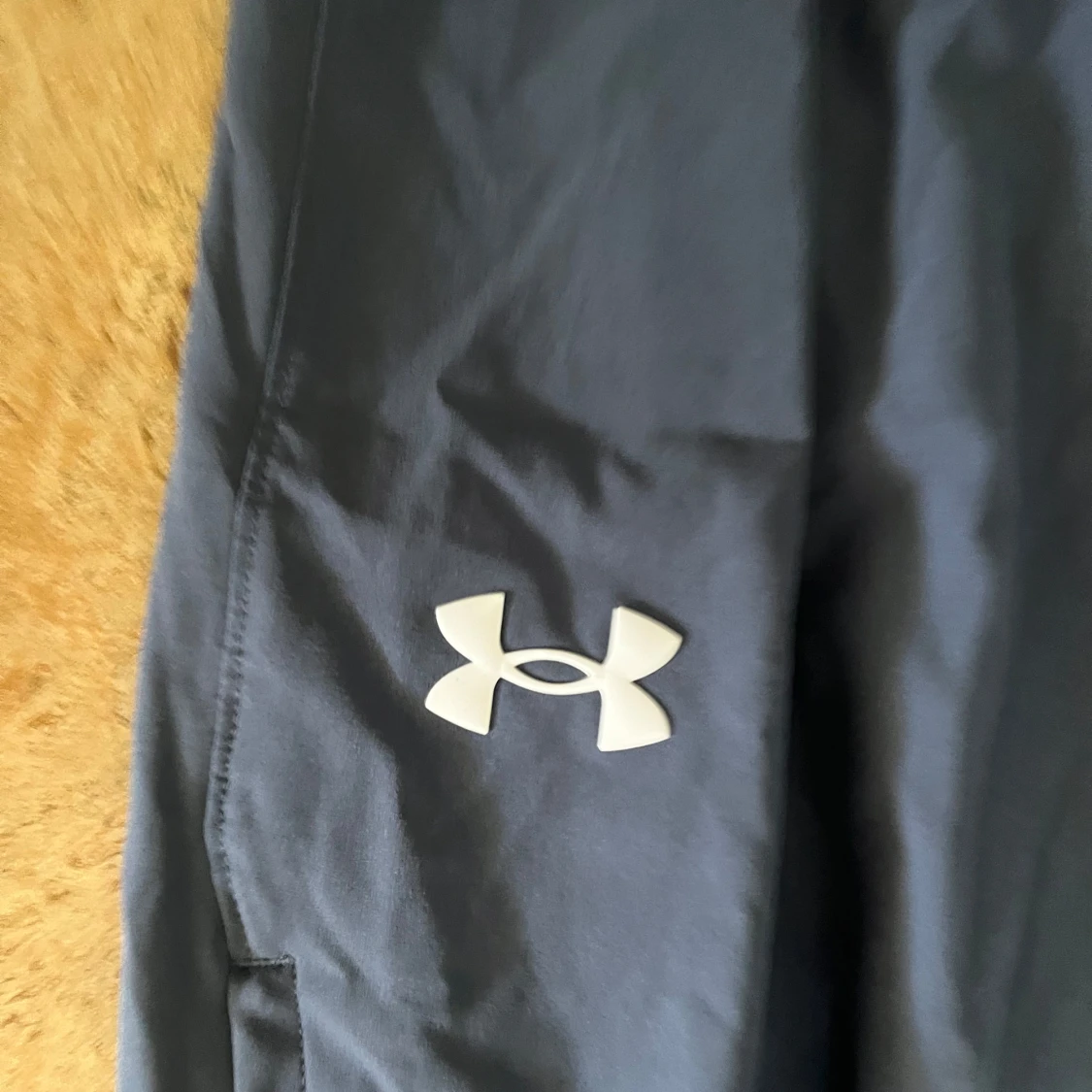 Blå träningsbyxor från Under Armour - 2