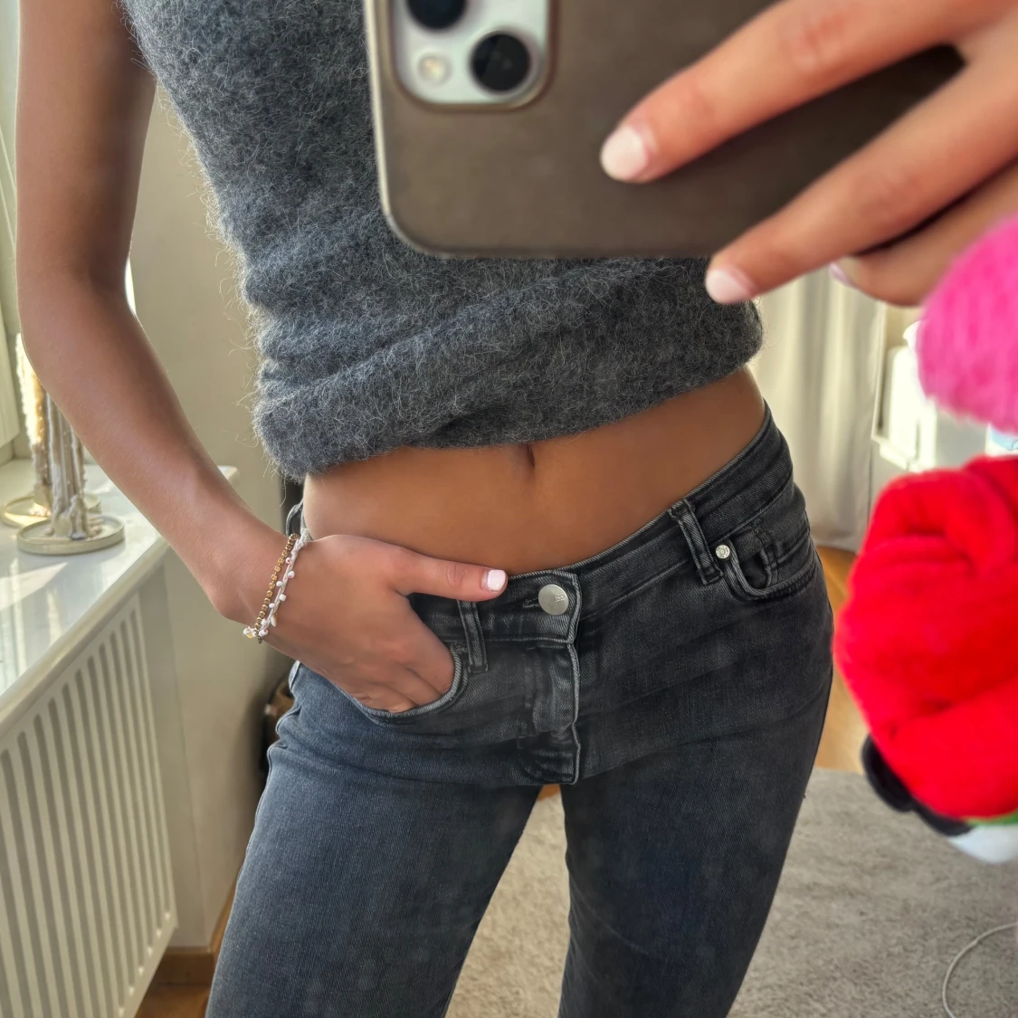 Svarta lågmidjade jeans! - 2