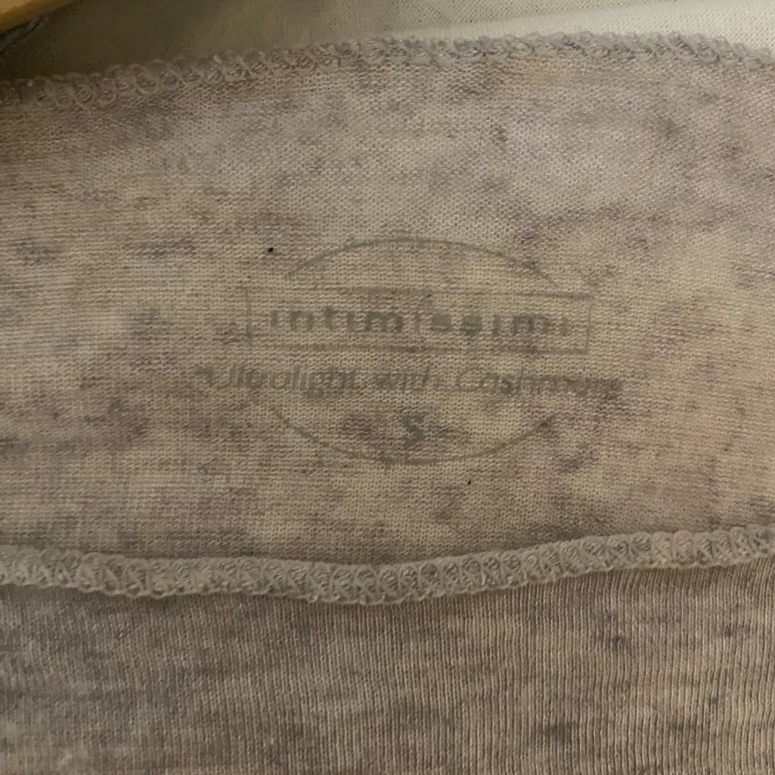 Ljusbeige långärmad topp Intimissimi - 1