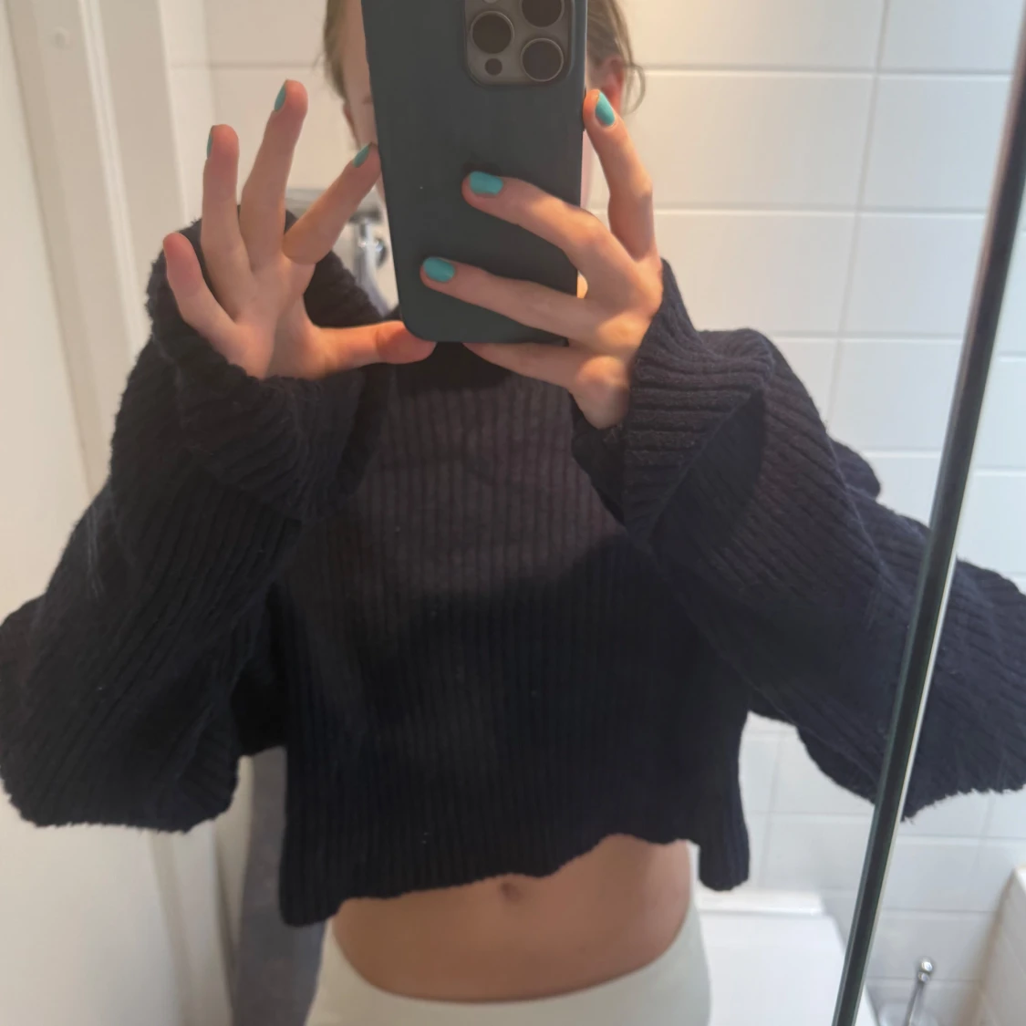  croppad stickad tröja - 1