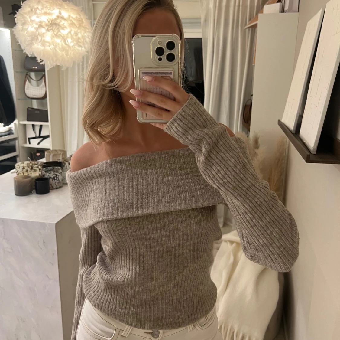Beige stickad offshoulder tröja H&M - 1