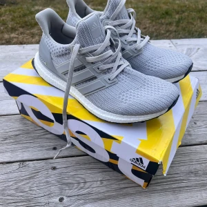 Adidas Ultraboost 1.0 - Sköna Ultraboosts i nyskick, provade en gång.