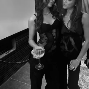 Nakd spetsbody  - Använde en gång! Så unik med otroligt fina spetsdetaljer