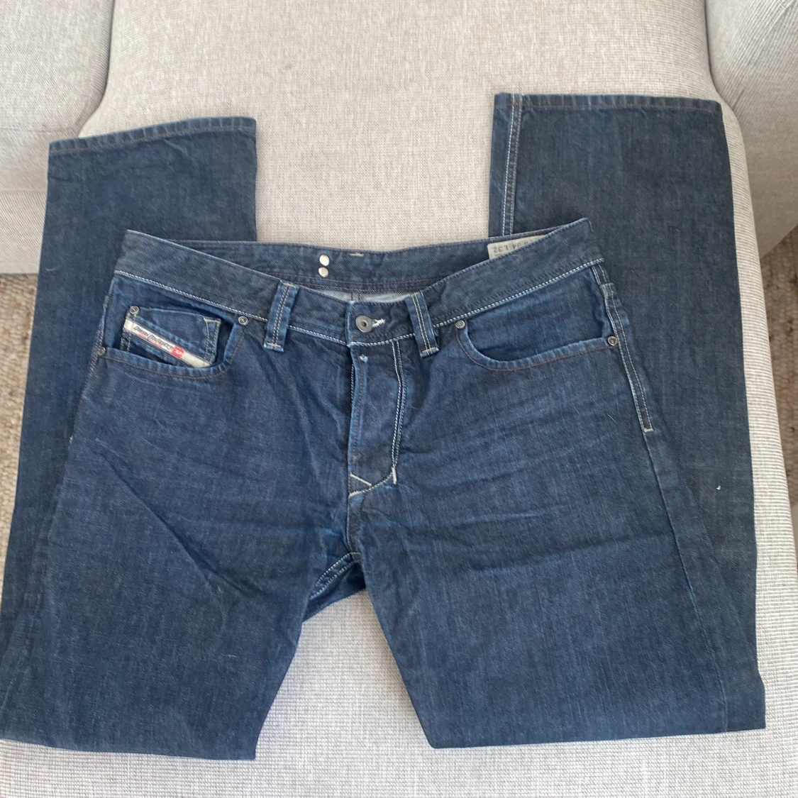 Mörkblå Diesel jeans