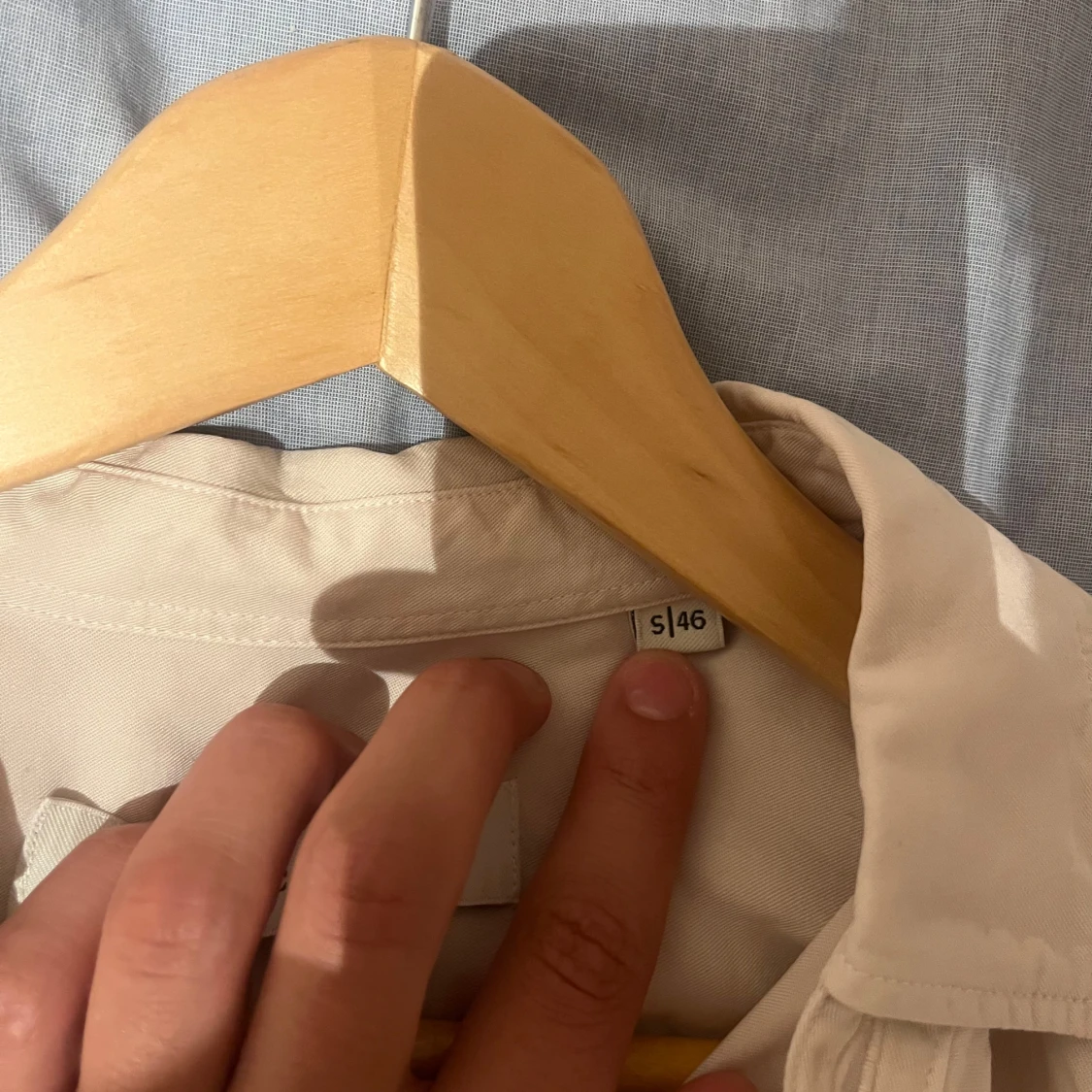 skjorta från L'Homme Rouge  - 2