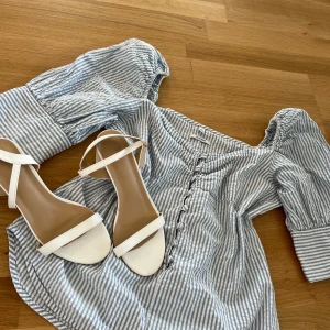 Söt topp - Supersöt randig topp 🦋storlek 40 men mer M!