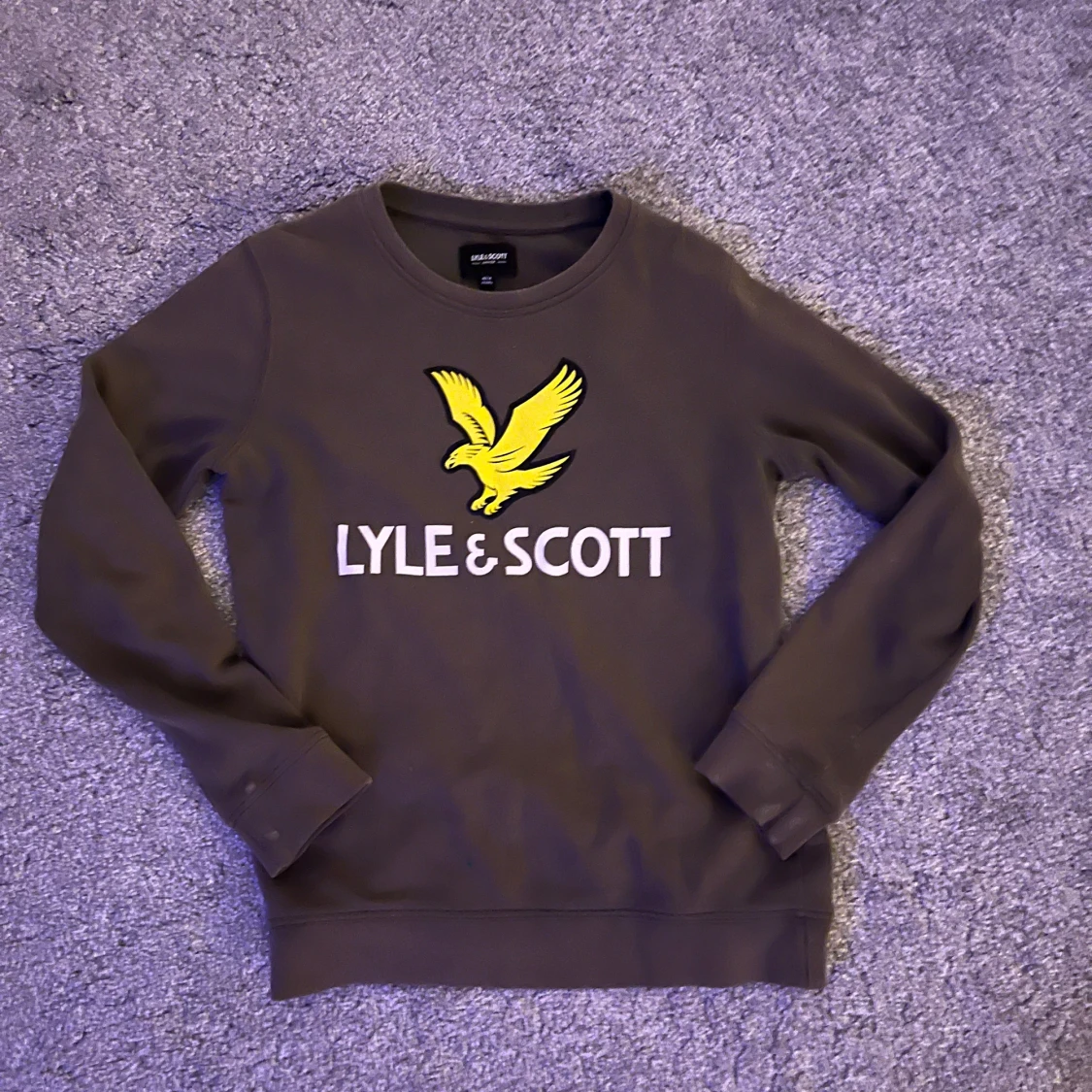 Brun sweatshirt från Lyle & Scott