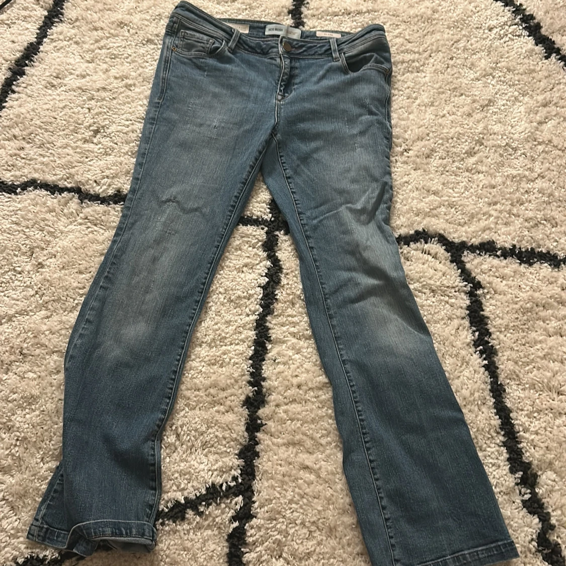 Blå flare jeans från Mos Mosh