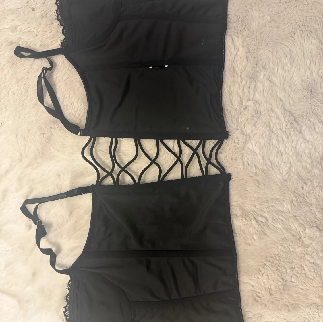 Svart spetskorsett med snörning - 1