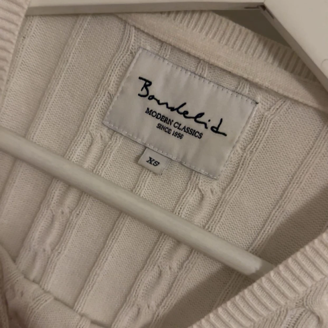 Vit kabelstickad tröja Bonderlid XS - 2